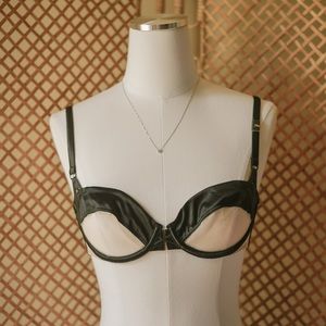 Victoria’s Secret bra